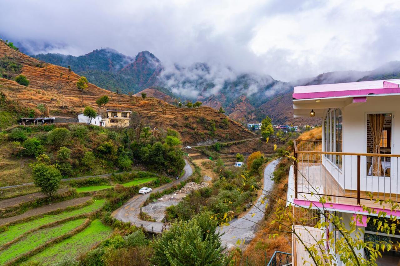 Хостел Zostel Plus Mussoorie- Kempty Экстерьер фото